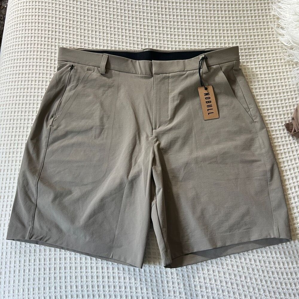 NOBULL mens golf tour shorts 9” brown